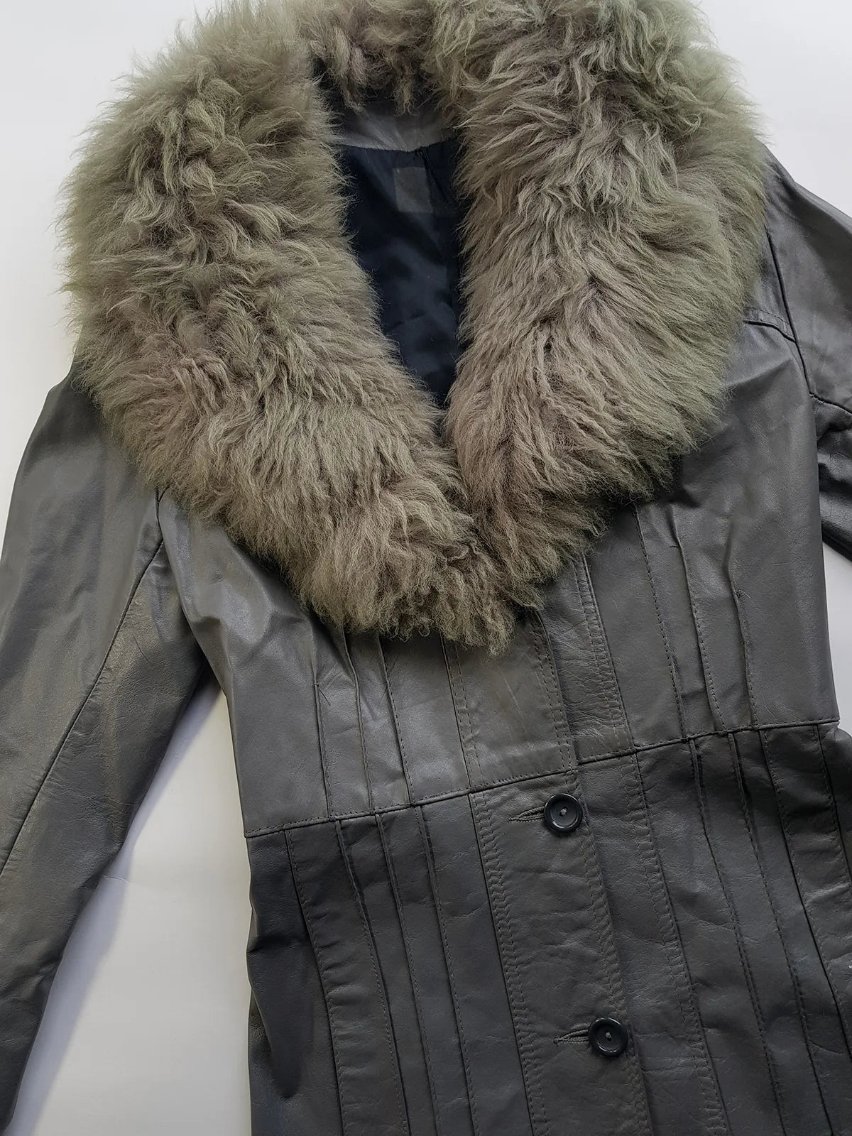 1970s Grey Spy Coat with Fur Collar - Penny Lane Almost Famous Leather Coat - Beautiful Leather Panelling & Perfect Knee Length