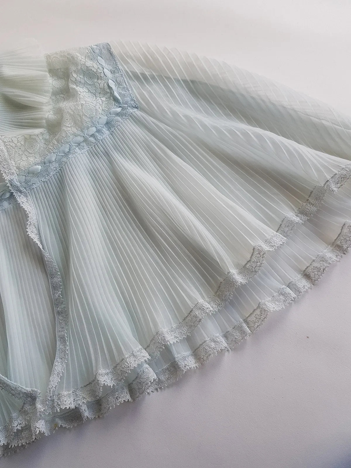 Ethereal 1950s Finely Pleated Cape in Soft Baby Blue & White - Very Faint Tie Dye Effect - Lace & Ribbon