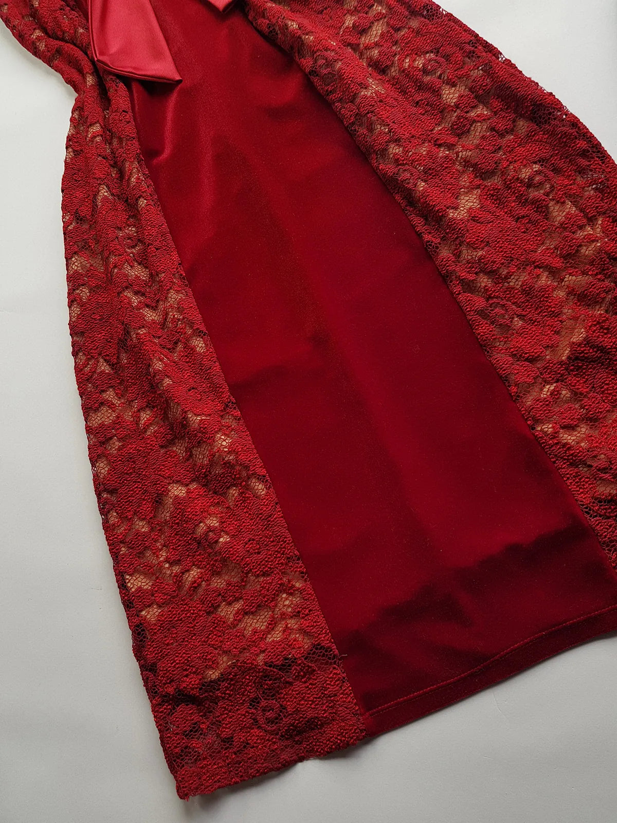 1990s Romantic Ruby Red Designer Vintage Lace & Velvet Dress - Knockout for Evening & The Perfect Dinner Date - Unbelievably Gorgeous