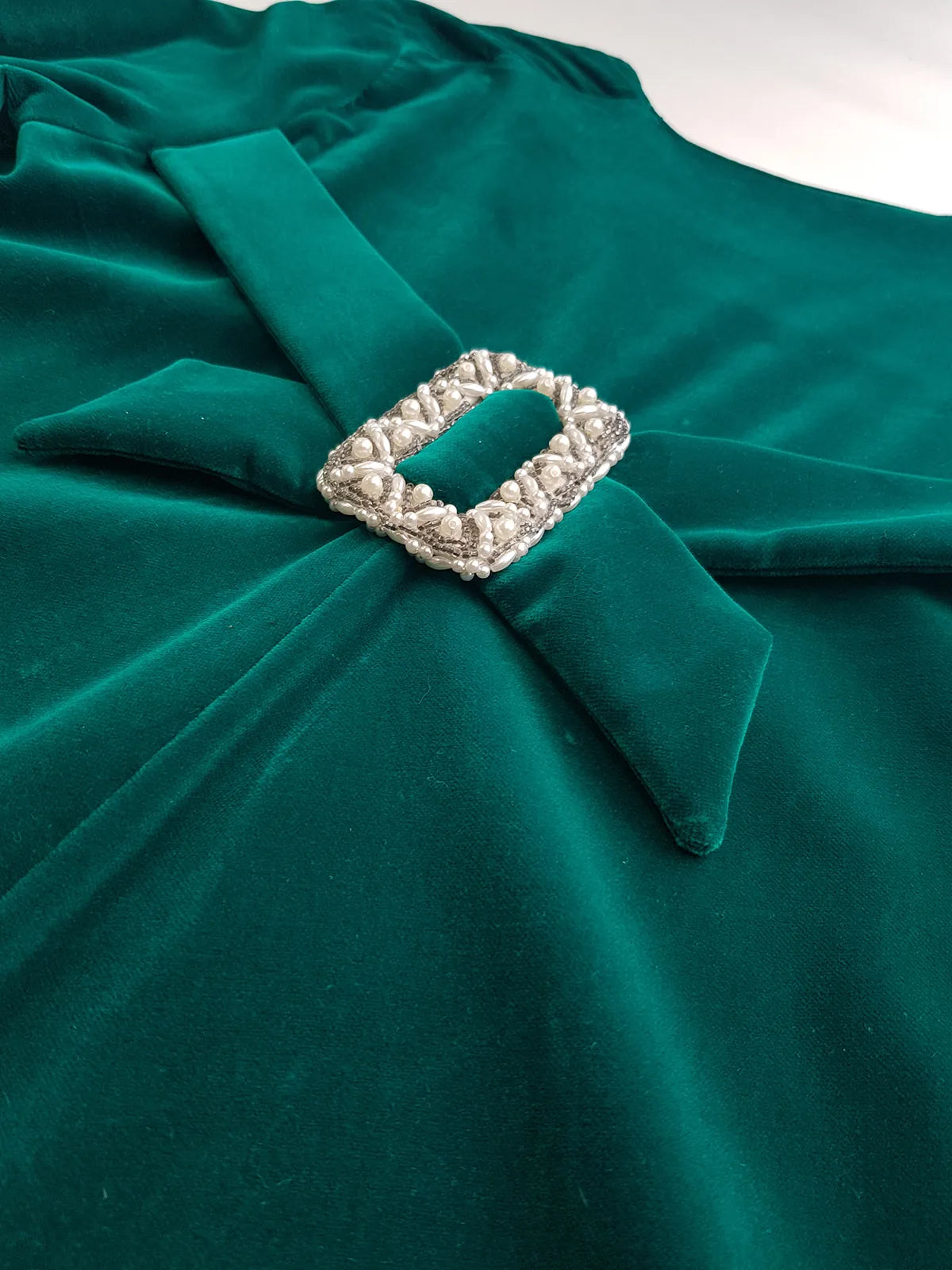 Unbelievable 1920s Peacock Green Bridal Quality Velvet Floor Length Opera Coat - Romantic Sleeves - Ornate Pearl Buckle & Bow - Unworn Condition