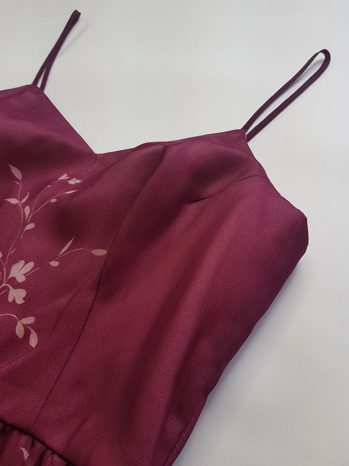 1970s Vintage Incredible Watercolor Crane Print Summertime Dress - Dusky Purples & Pinks - Hourglass Waist & Structured Bust - Double Layered Light & Strappy - Absolutely Beautiful