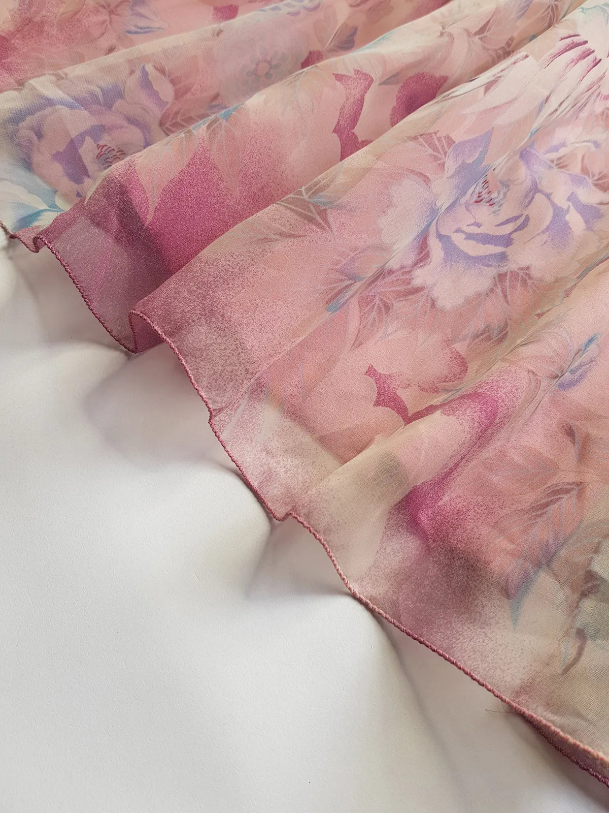 1970s Vintage Incredible Watercolor Crane Print Summertime Dress - Dusky Purples & Pinks - Hourglass Waist & Structured Bust - Double Layered Light & Strappy - Absolutely Beautiful