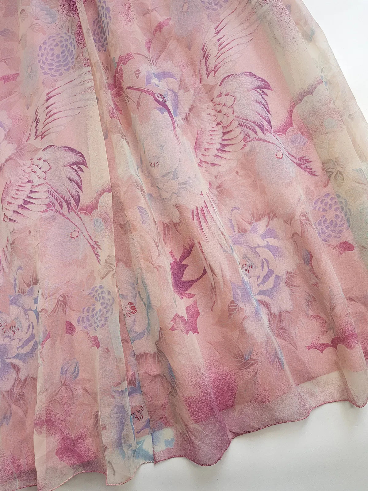 1970s Vintage Incredible Watercolor Crane Print Summertime Dress - Dusky Purples & Pinks - Hourglass Waist & Structured Bust - Double Layered Light & Strappy - Absolutely Beautiful