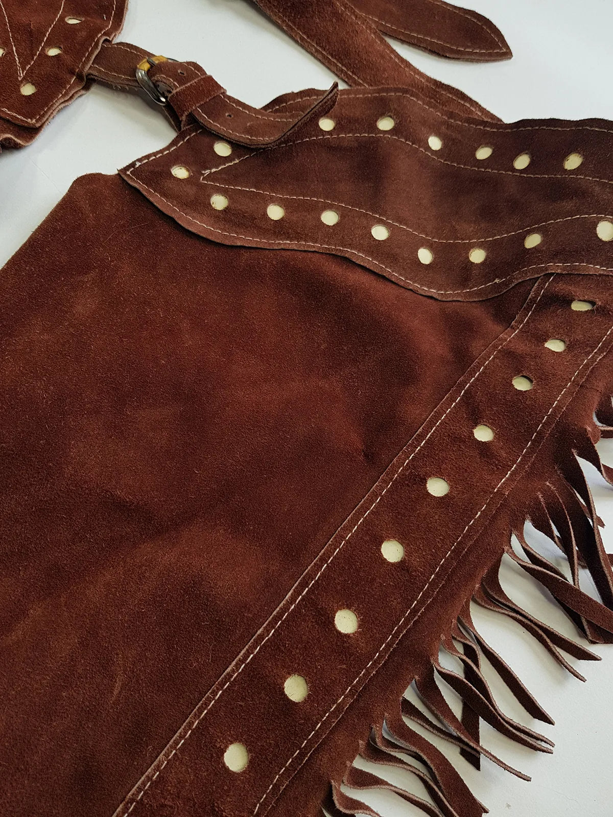 1970s Geniune Suede Cowgirl Tassel Chaps - Beautiful Soft Suede & Leather Tassel Chaps - Rich Tobacco Brown- Chunky Metal Zippers - Perfect Fit -  Iconic for a Costume