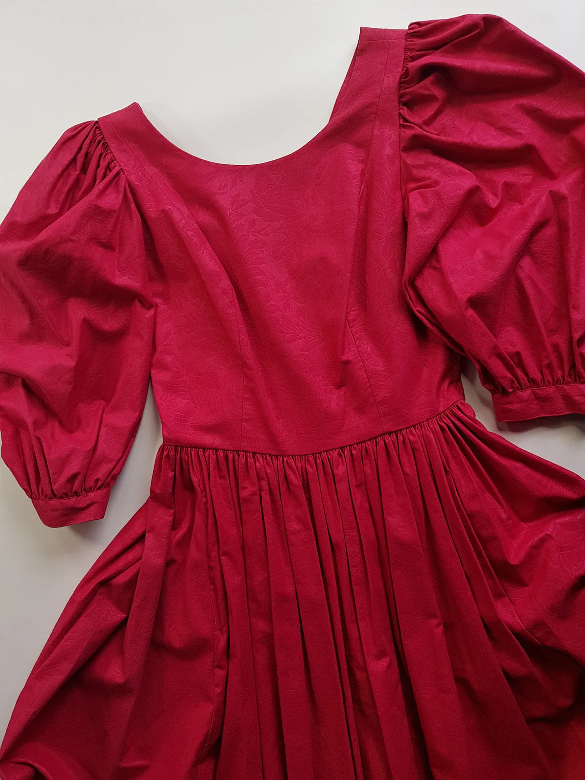 1980s Authentic Laura Ashley Designer Vintage Dress - Perfect Raspberry Colour - Fitted Top Hourglass Waist & Flared Mid Length Skirt - Puff Sleeves - Unbelievably Beautiful