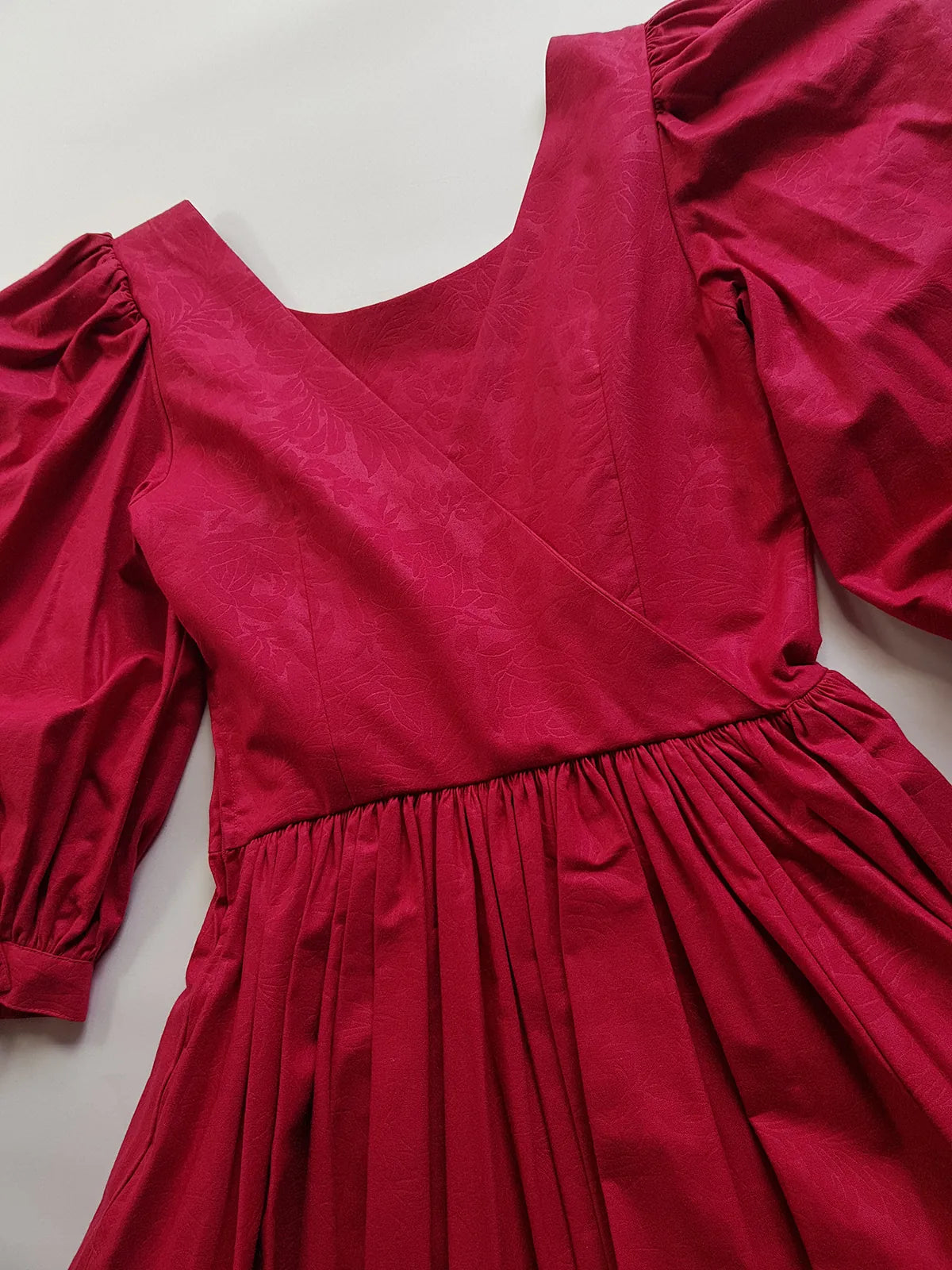 1980s Authentic Laura Ashley Designer Vintage Dress - Perfect Raspberry Colour - Fitted Top Hourglass Waist & Flared Mid Length Skirt - Puff Sleeves - Unbelievably Beautiful