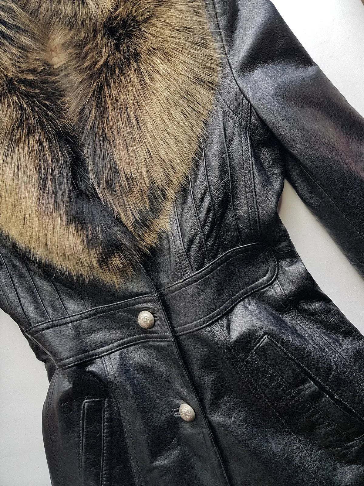 Vintage 2000s Black Leather & Ultra Plush Fox Fur Spy Coat - Super Buttery Soft - 100% genuine Leather & Fur Collar - Fully Lined