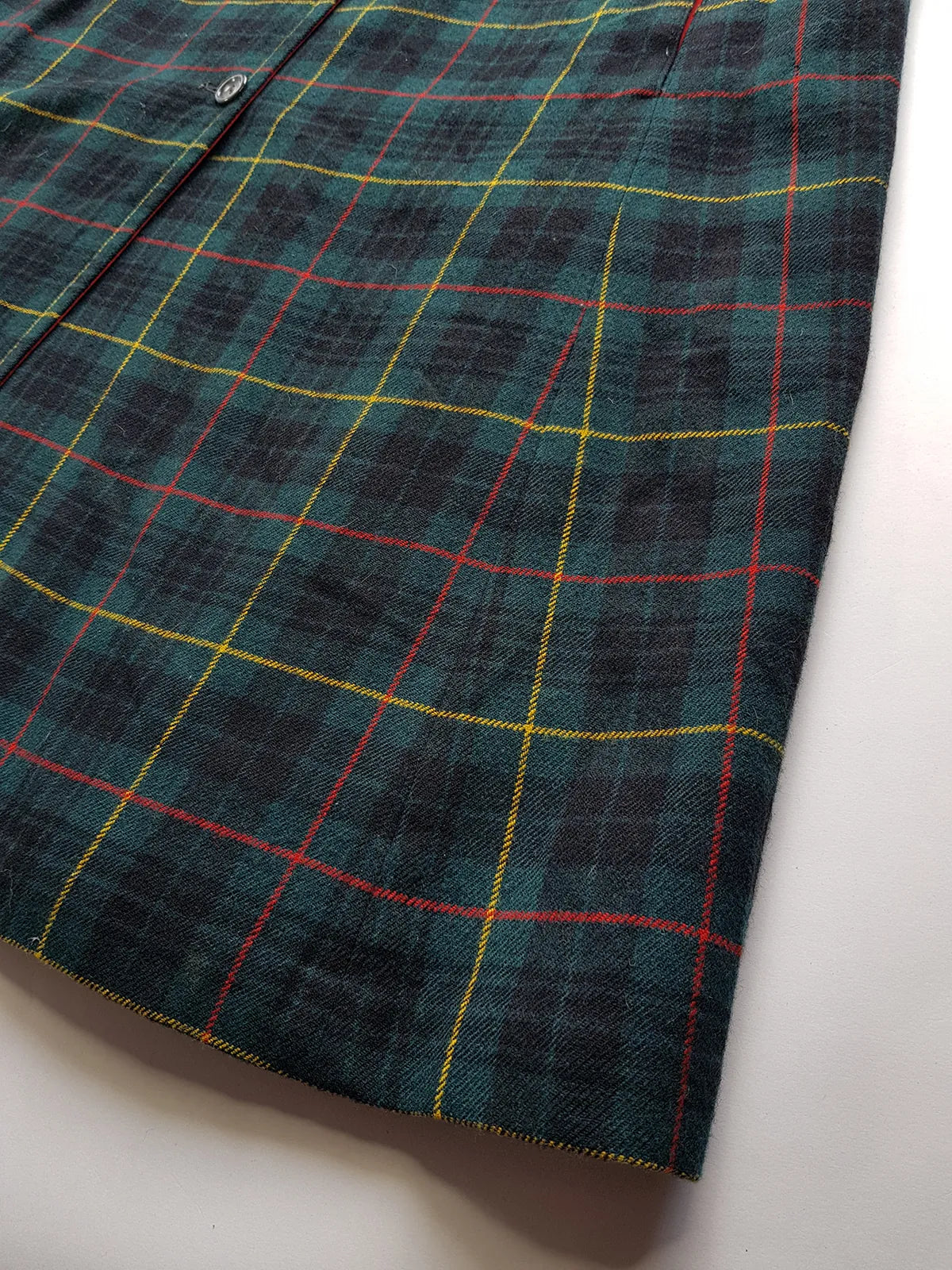 Vintage 1960s Plaid Cape in Hunter Green with Knockout Red Lining - Ralph Lauren Equestrian Style - Button Front Closure