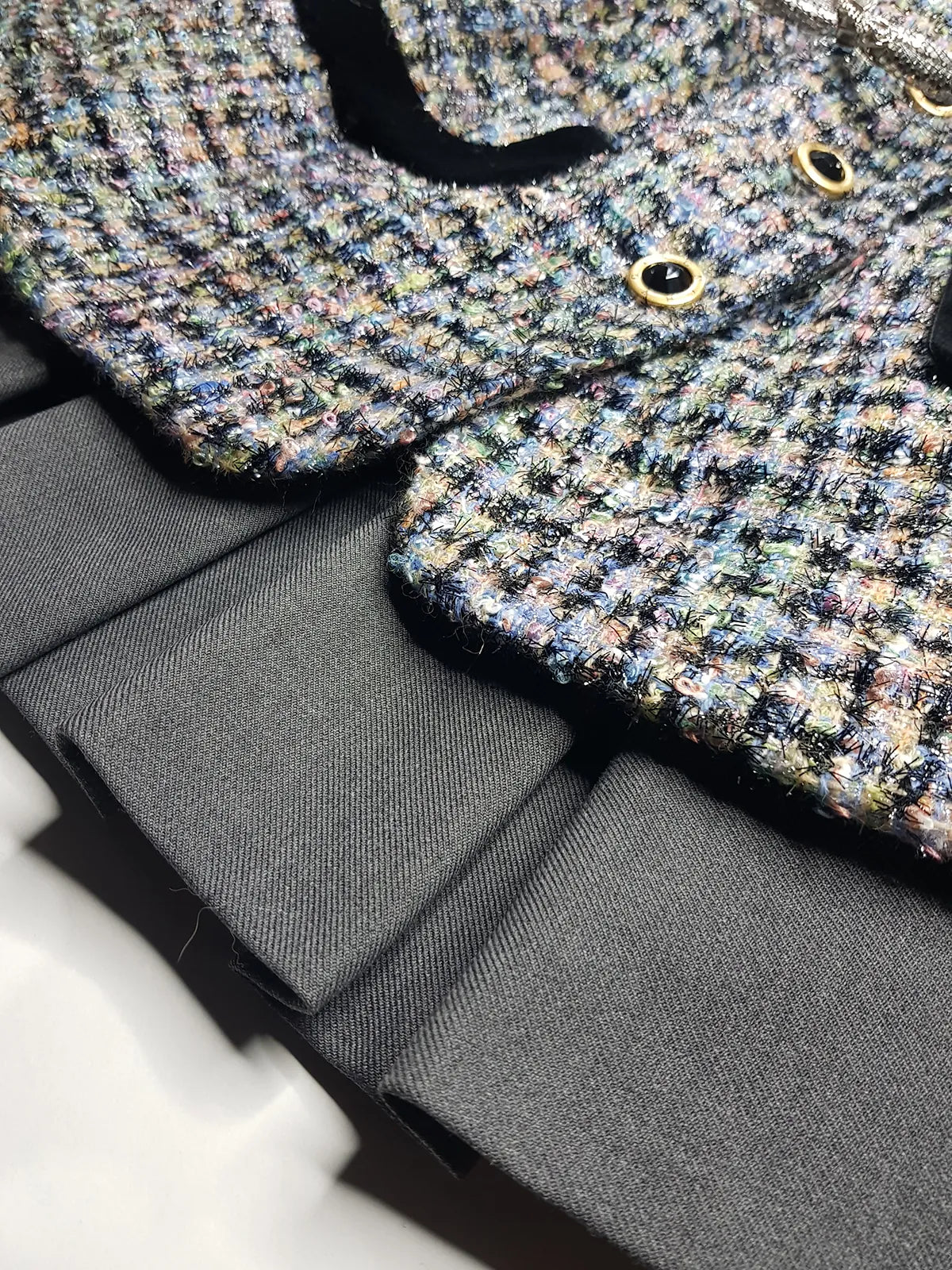 Givenchy Couture Designer Vintage Tweed & Velvet - Wool & Mohair Blazer - Spring Colours - France