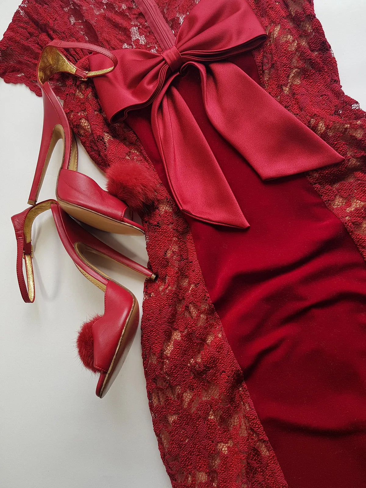 1990s Romantic Ruby Red Designer Vintage Lace & Velvet Dress - Knockout for Evening & The Perfect Dinner Date - Unbelievably Gorgeous