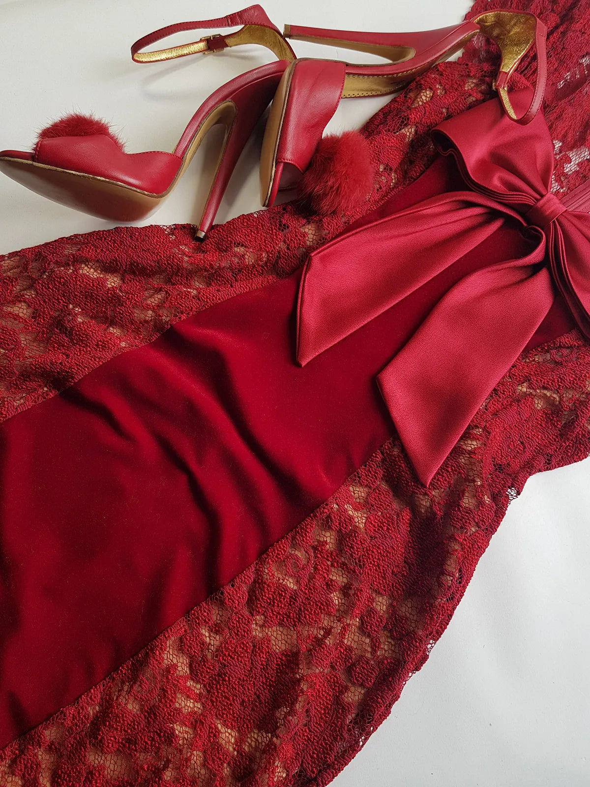 1990s Romantic Ruby Red Designer Vintage Lace & Velvet Dress - Knockout for Evening & The Perfect Dinner Date - Unbelievably Gorgeous