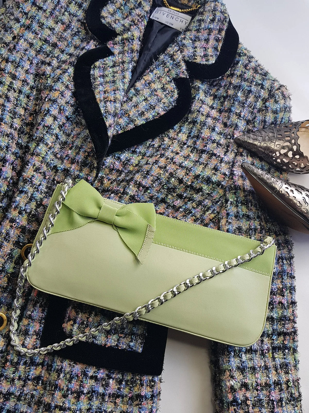 Vintage 2000s Designer Beverly Feldman Leather Purse in the Sweetest Mint Green & Plaid Lining - Chain Strap & Little Bow with Intricate Scalloped Leather Edging (Original Dustbag Included)