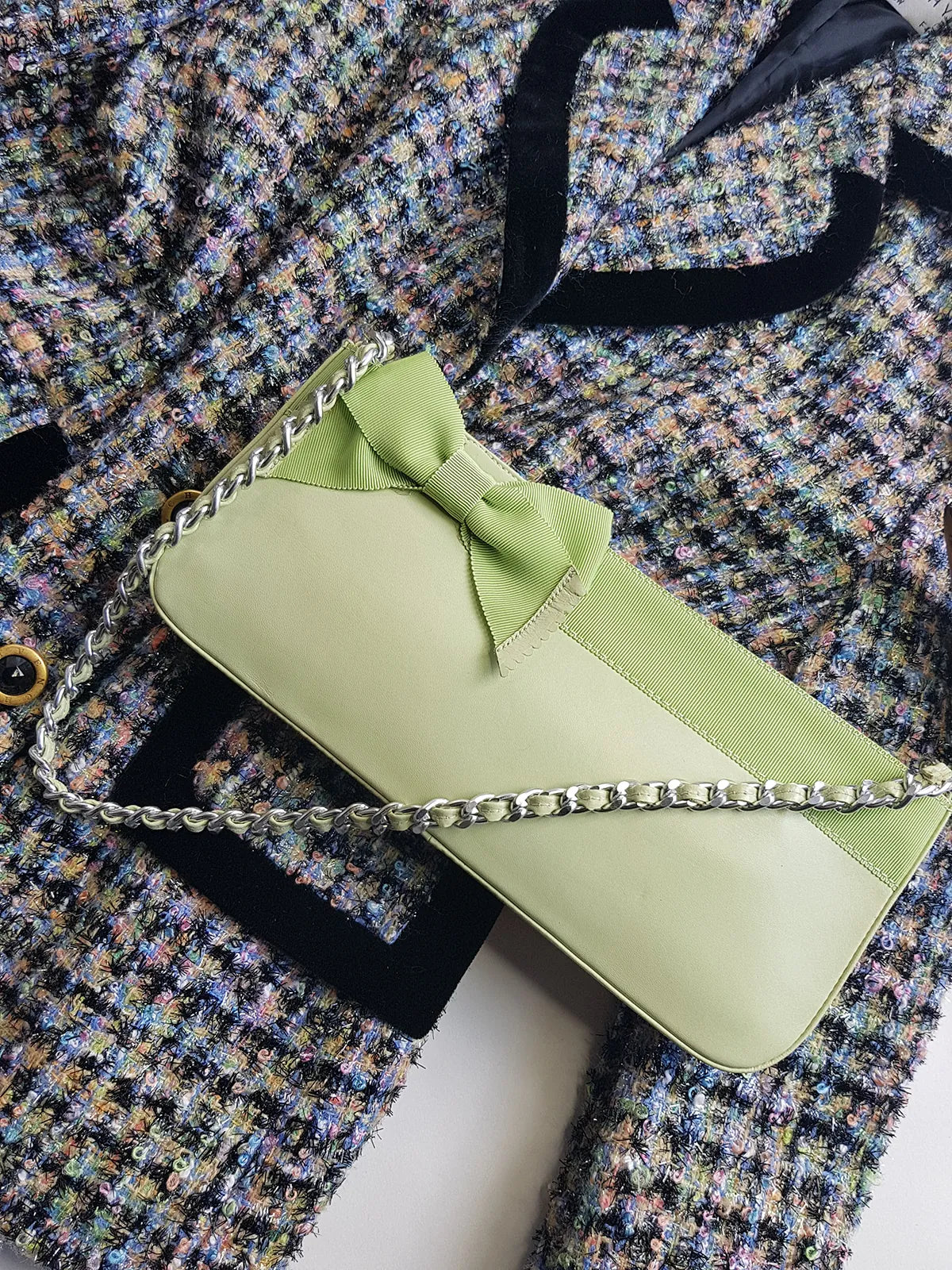 Vintage 2000s Designer Beverly Feldman Leather Purse in the Sweetest Mint Green & Plaid Lining - Chain Strap & Little Bow with Intricate Scalloped Leather Edging (Original Dustbag Included)