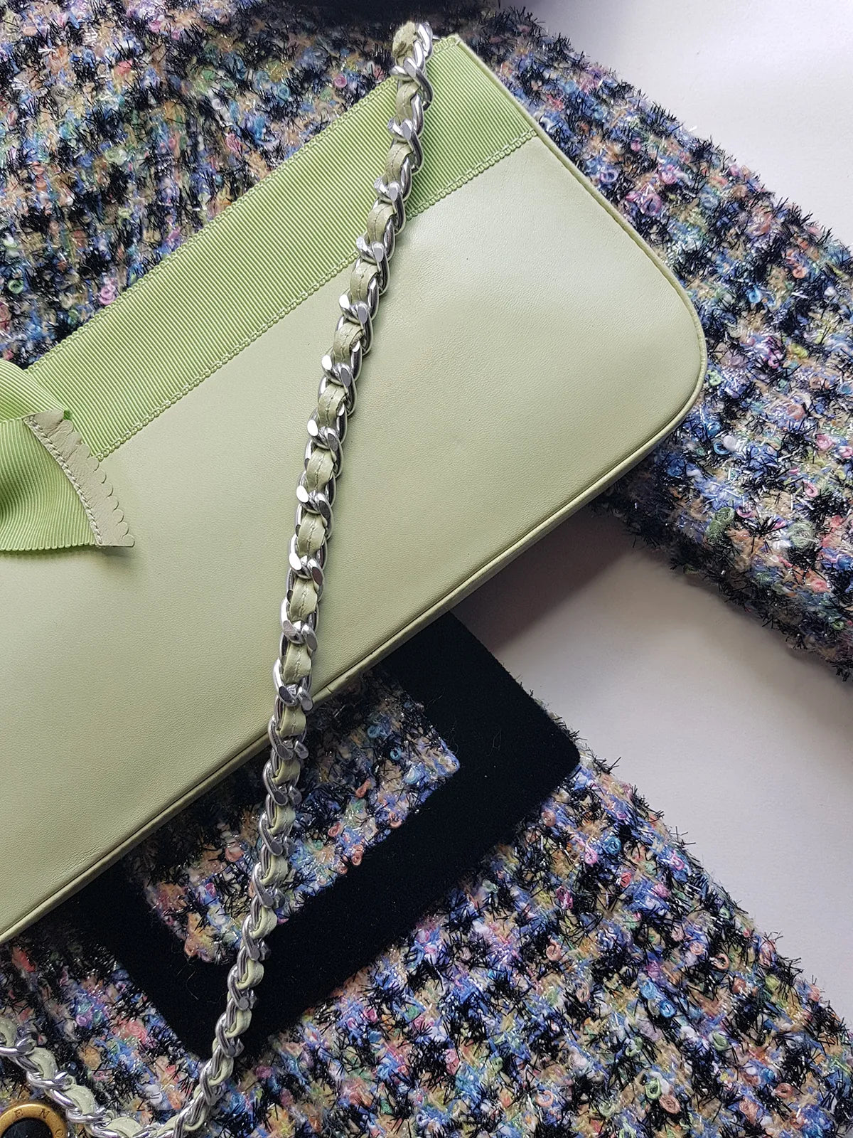 Vintage 2000s Designer Beverly Feldman Leather Purse in the Sweetest Mint Green & Plaid Lining - Chain Strap & Little Bow with Intricate Scalloped Leather Edging (Original Dustbag Included)