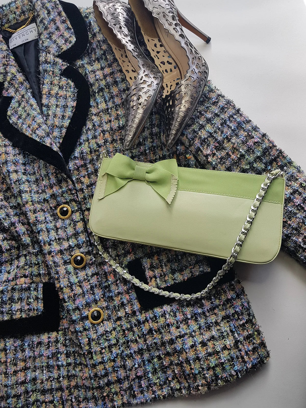 Vintage 2000s Designer Beverly Feldman Leather Purse in the Sweetest Mint Green & Plaid Lining - Chain Strap & Little Bow with Intricate Scalloped Leather Edging (Original Dustbag Included)