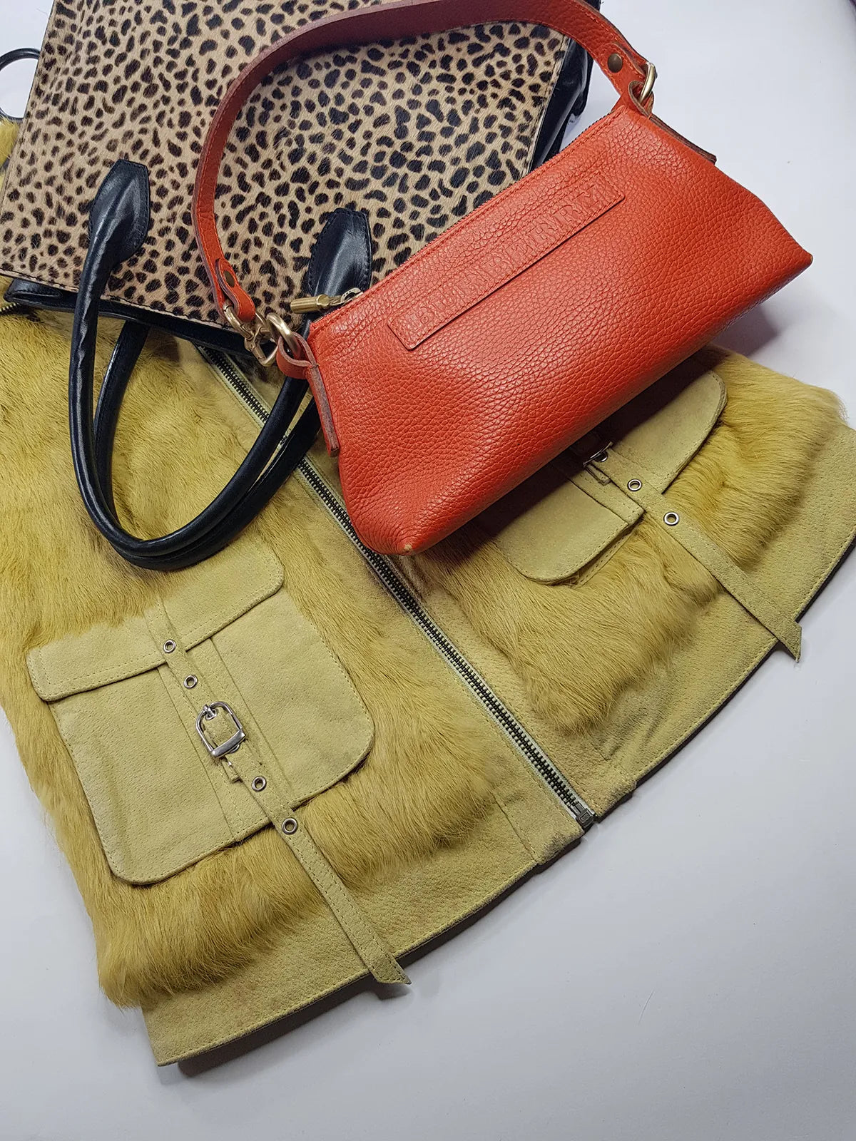 Authentic Burberry Purse in Tangerine - Genuine Leather - Made in Italy - Stamped - Antique Gold Hardware - Perfect Stitching