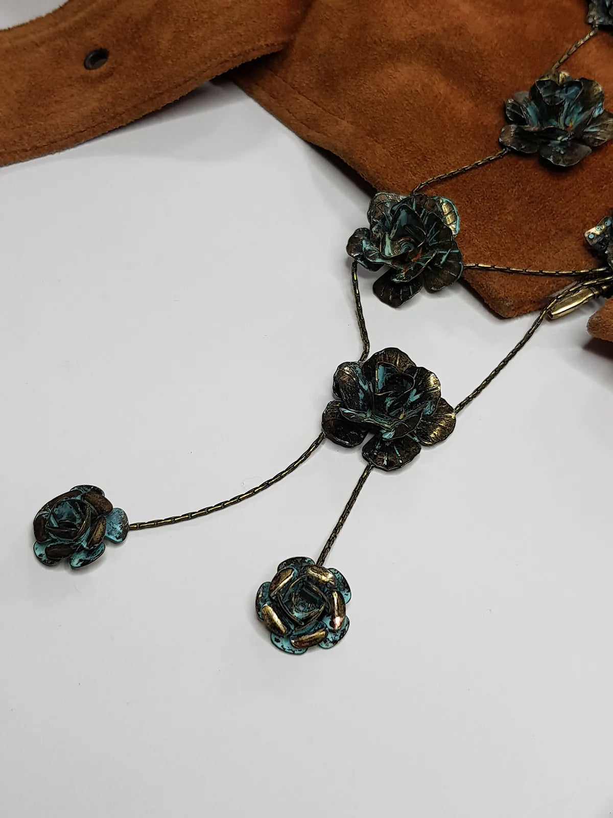 Vintage 1990s Patina Genuine Metal Flower Necklace