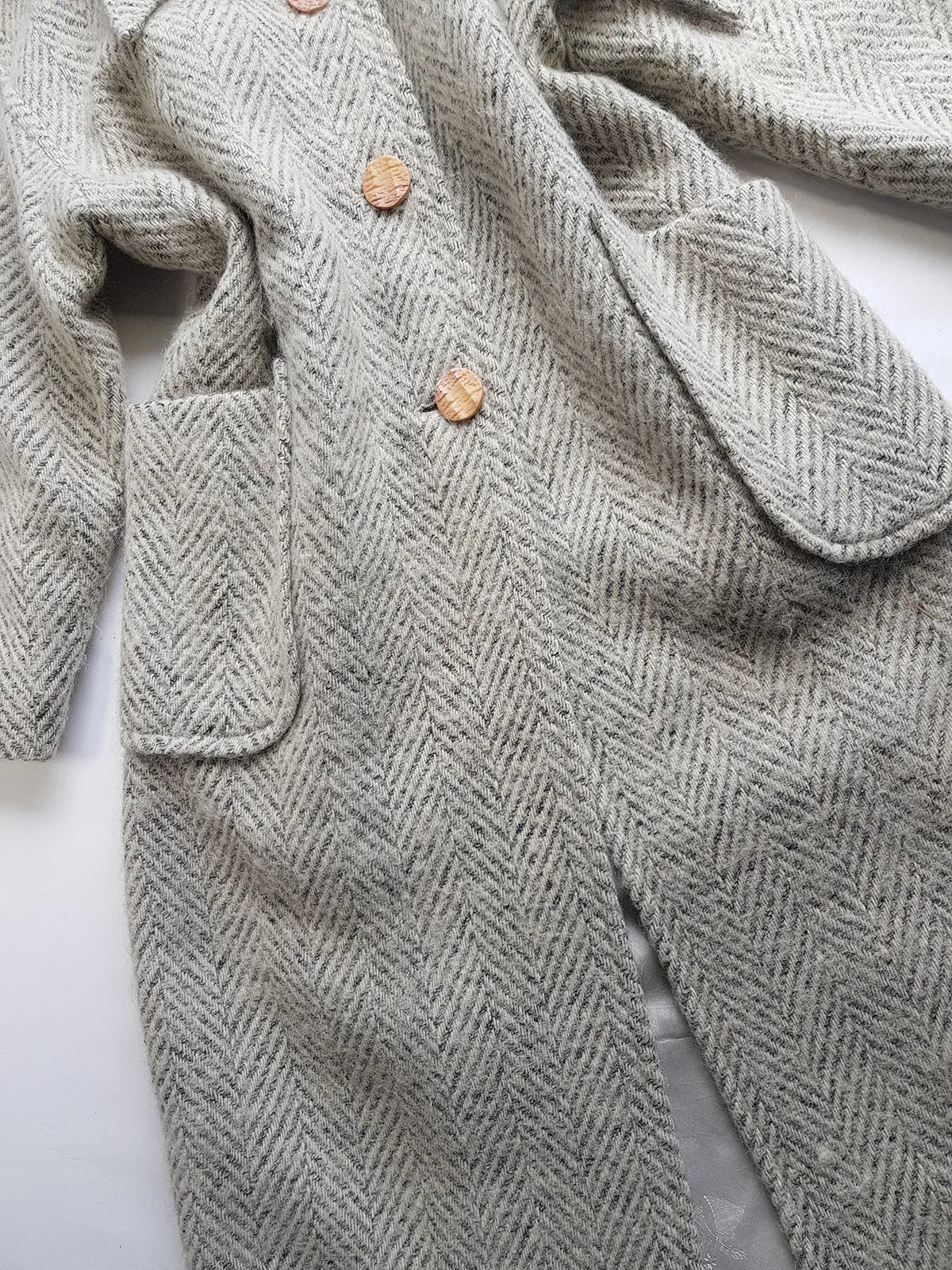 Vintage Chic Wool Coat in Very Light Soft Grey - 3/4 Length - Scarf Tie Neck that can be worn multiple ways - Button Closure - Pockets - Fully Lined