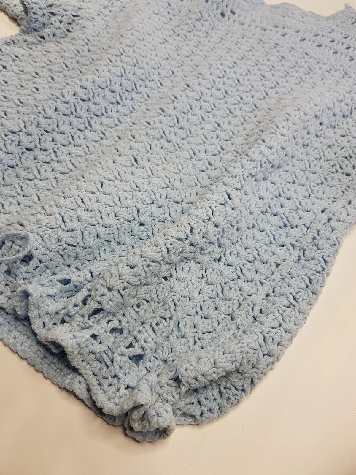 Very Sweet 1950s Rare Handmade knit top in Baby Blue - So Marilyn Monroe off-duty Vibes - Hand knitted pure wool - Square Neck - Drawstring Cinched Waist & Little Tassels