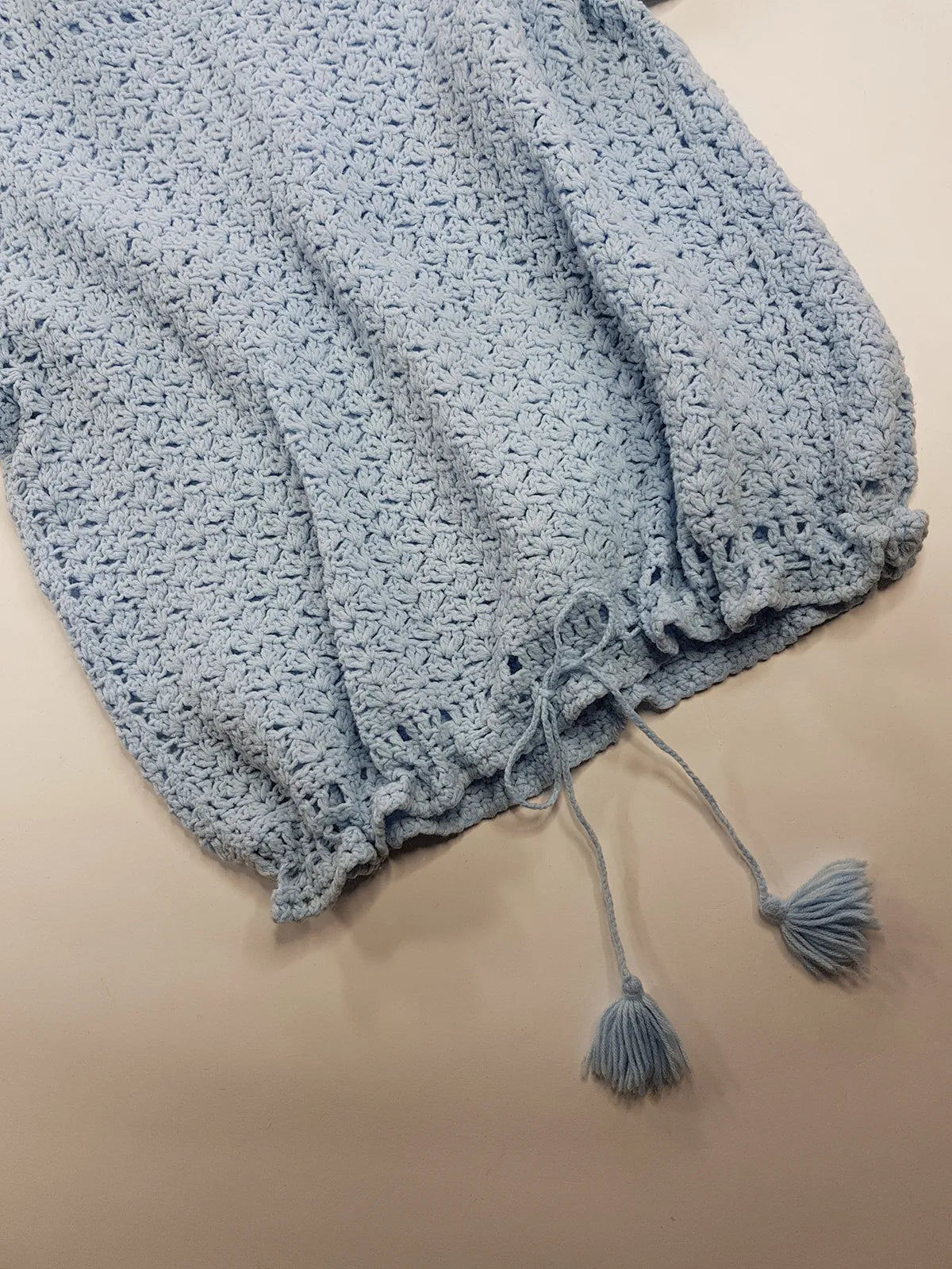 Very Sweet 1950s Rare Handmade knit top in Baby Blue - So Marilyn Monroe off-duty Vibes - Hand knitted pure wool - Square Neck - Drawstring Cinched Waist & Little Tassels