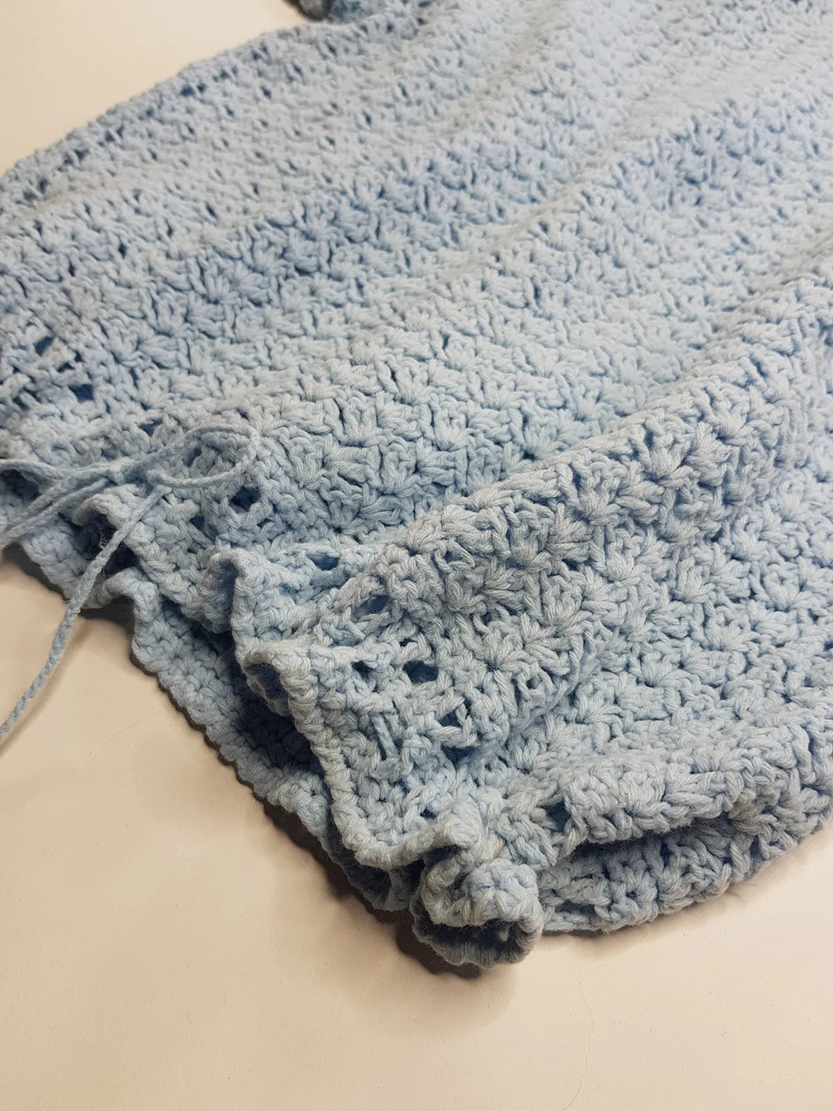 Very Sweet 1950s Rare Handmade knit top in Baby Blue - So Marilyn Monroe off-duty Vibes - Hand knitted pure wool - Square Neck - Drawstring Cinched Waist & Little Tassels