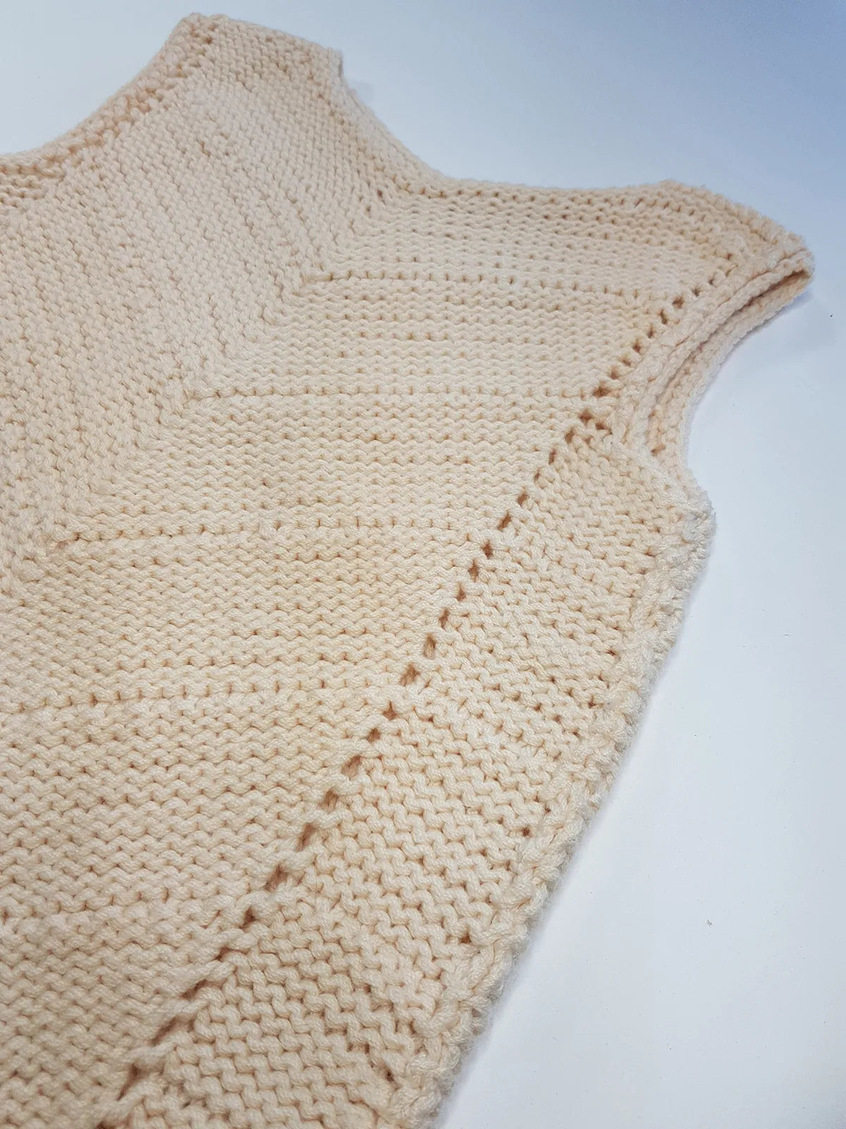 Rare 1970s handmade Knit Vest in Ivory - Hand knitted pure wool - V Neck & Hemline - Structured Waist - Perfect as a trans-seasonal piece worn over a flouncy shirt