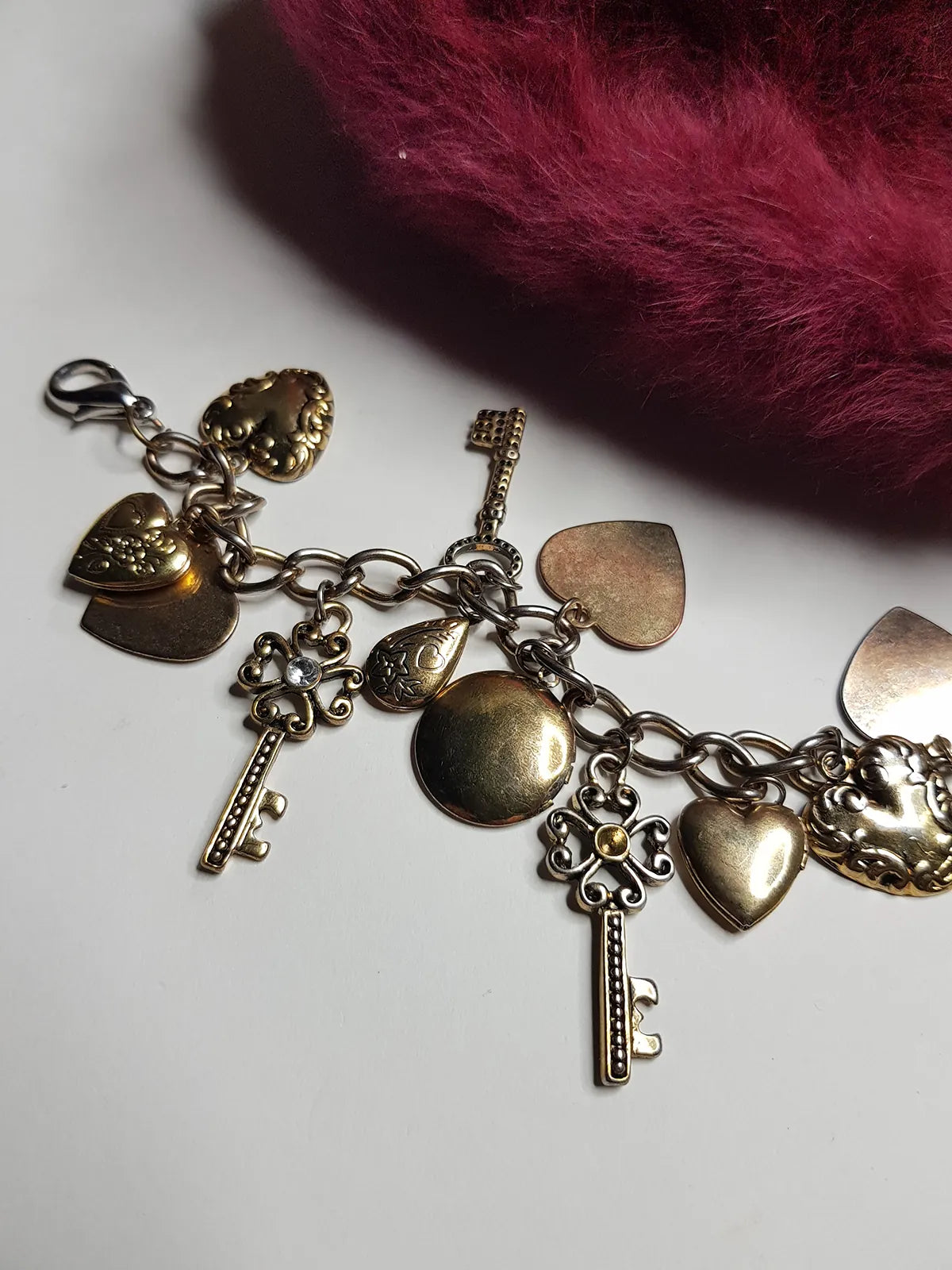 80s Vintage Romantic Whimsigoth Heart Padlocks & Keys Charm Bracelet in Mixed metals - Heavy & Beautiful Antique Metals - Engraved Hearts