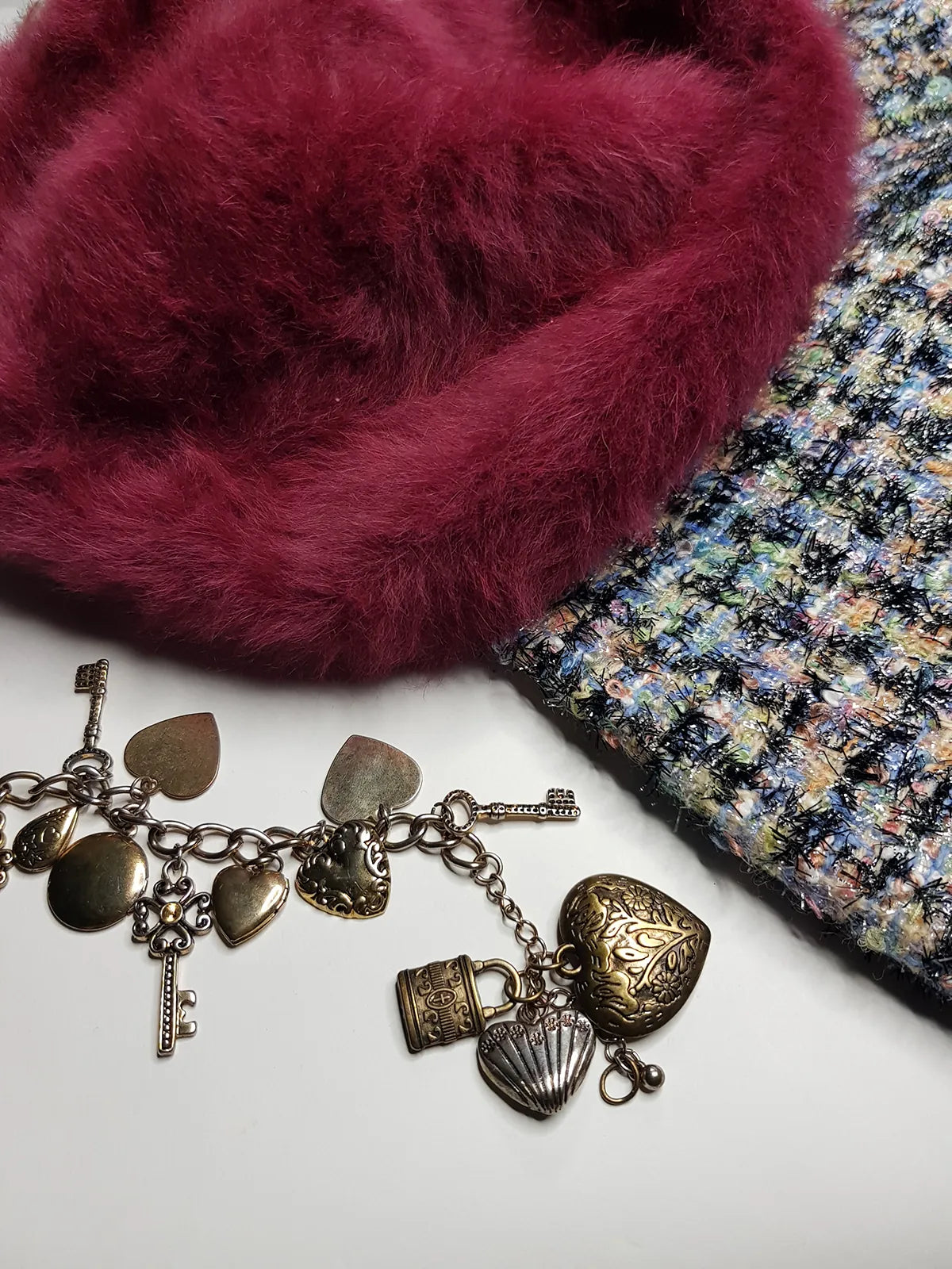 80s Vintage Romantic Whimsigoth Heart Padlocks & Keys Charm Bracelet in Mixed metals - Heavy & Beautiful Antique Metals - Engraved Hearts