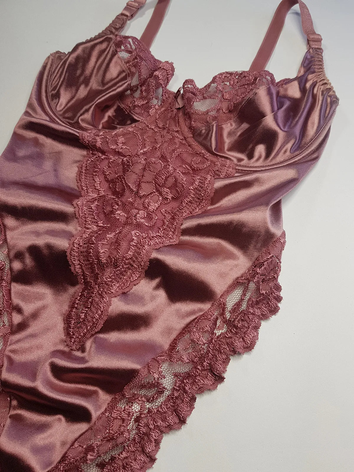 1990s Vintage Dreamy Lace & Satin High Cut Teddy Bodysuit - Unworn - Unbelievably Gorgeous in Sugary Pink