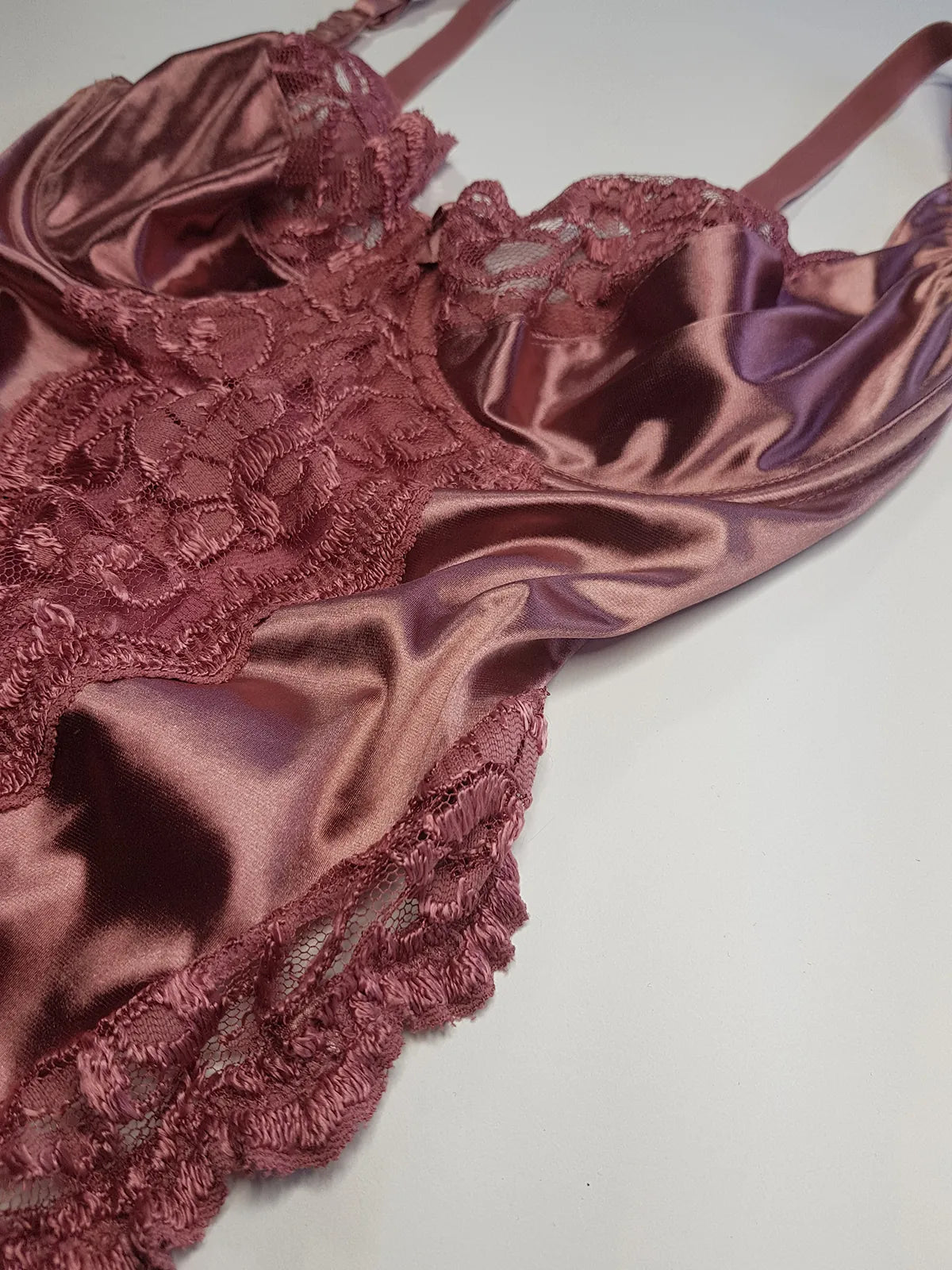 1990s Vintage Dreamy Lace & Satin High Cut Teddy Bodysuit - Unworn - Unbelievably Gorgeous in Sugary Pink