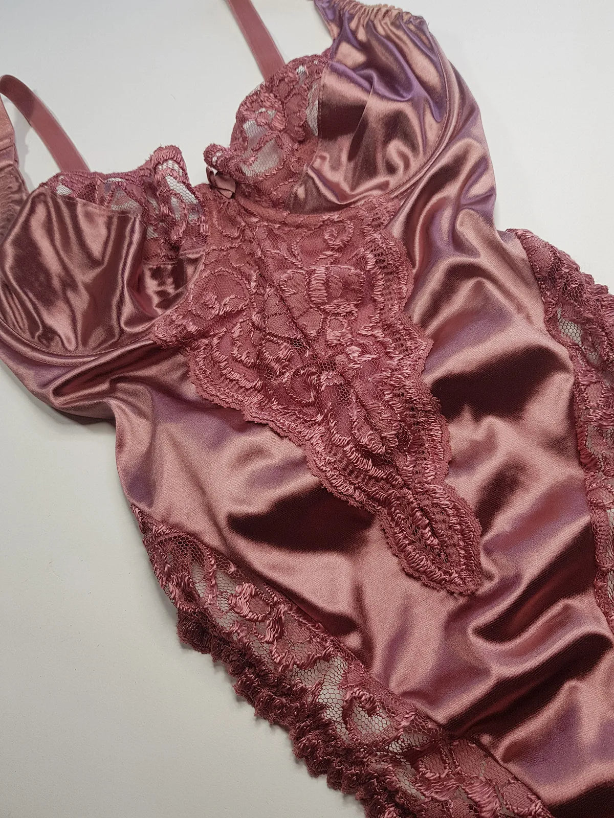 1990s Vintage Dreamy Lace & Satin High Cut Teddy Bodysuit - Unworn - Unbelievably Gorgeous in Sugary Pink