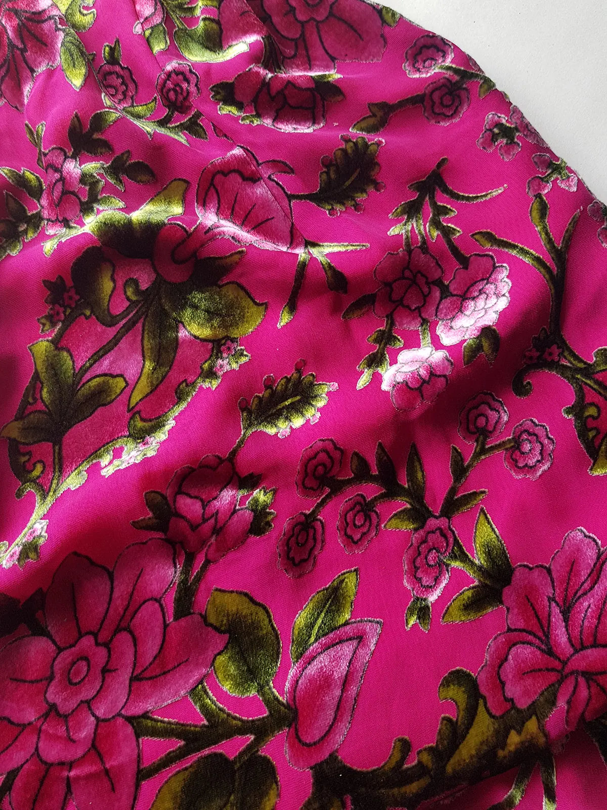 2000s Vintage Oriental Burnout Velvet Dress in Raspberry Pink & Green Florals - perfect for date night