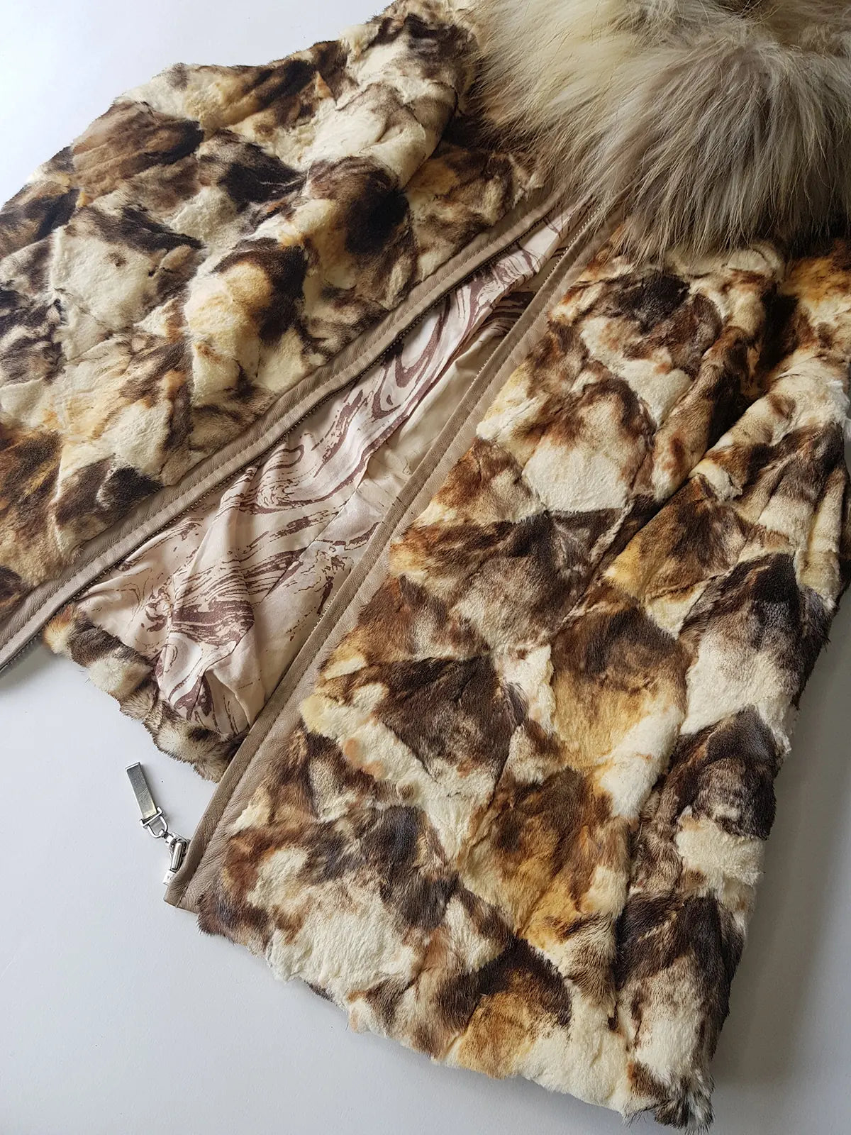 90s Vintage Brown & Cream Fur Vest with Incredible Fluffy Fox Fur Collar - Fully Lined - Chunky Heavy Zip Hardware