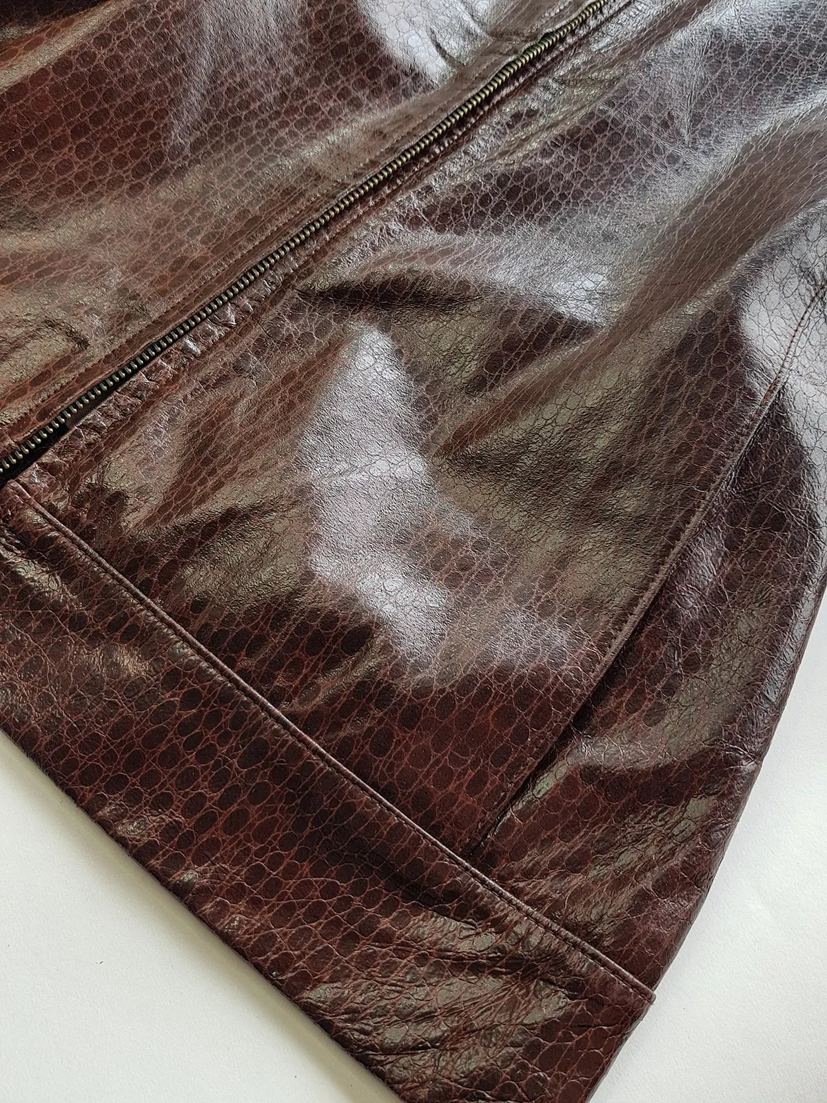 90s Vintage Italian 100% Genuine Leather Jacket -  Snakeskin print Rich Cognac Brown - zip front Motorcycle style with metal pop button collar