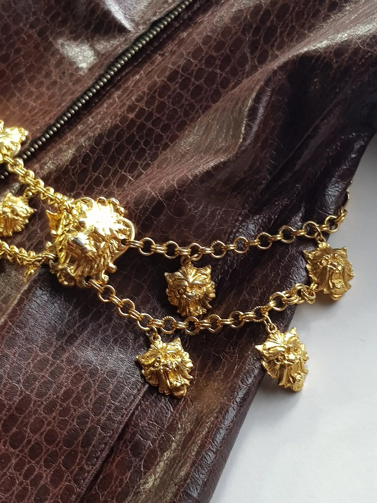 Vintage Italian Lions Head chain belt / knecklace - 1980s super heavy high quality - never worn - absolute knockout accessory  - wear multiple ways