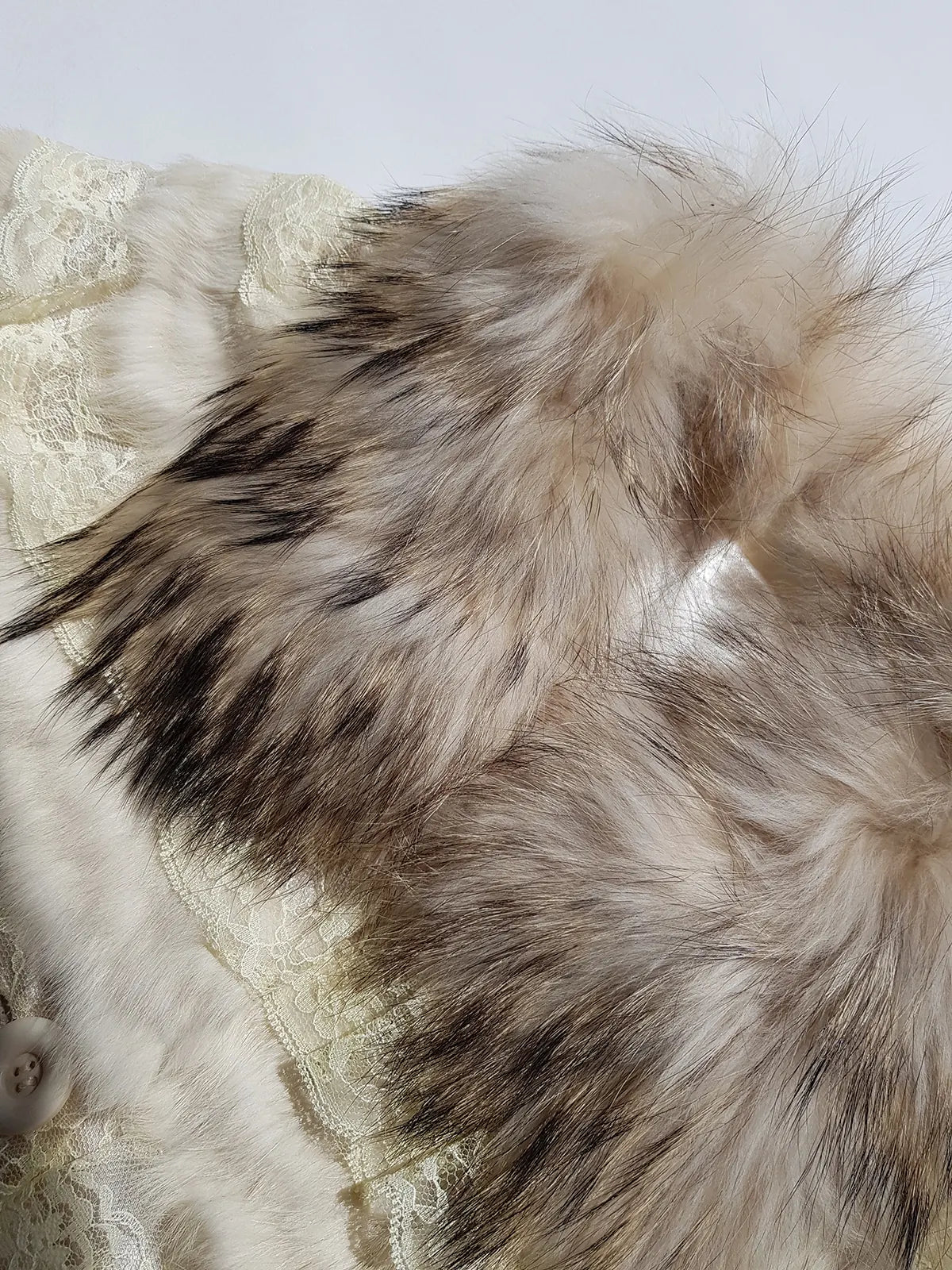Vintage 90s Fox Fur & Lace Coat with Incredible Fluffy Fox Fur Collar - Fully Lined - Layers of fur & Lace in Cream tones - button front
