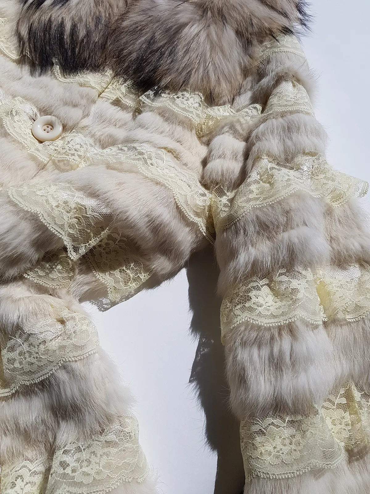 Vintage 90s Fox Fur & Lace Coat with Incredible Fluffy Fox Fur Collar - Fully Lined - Layers of fur & Lace in Cream tones - button front