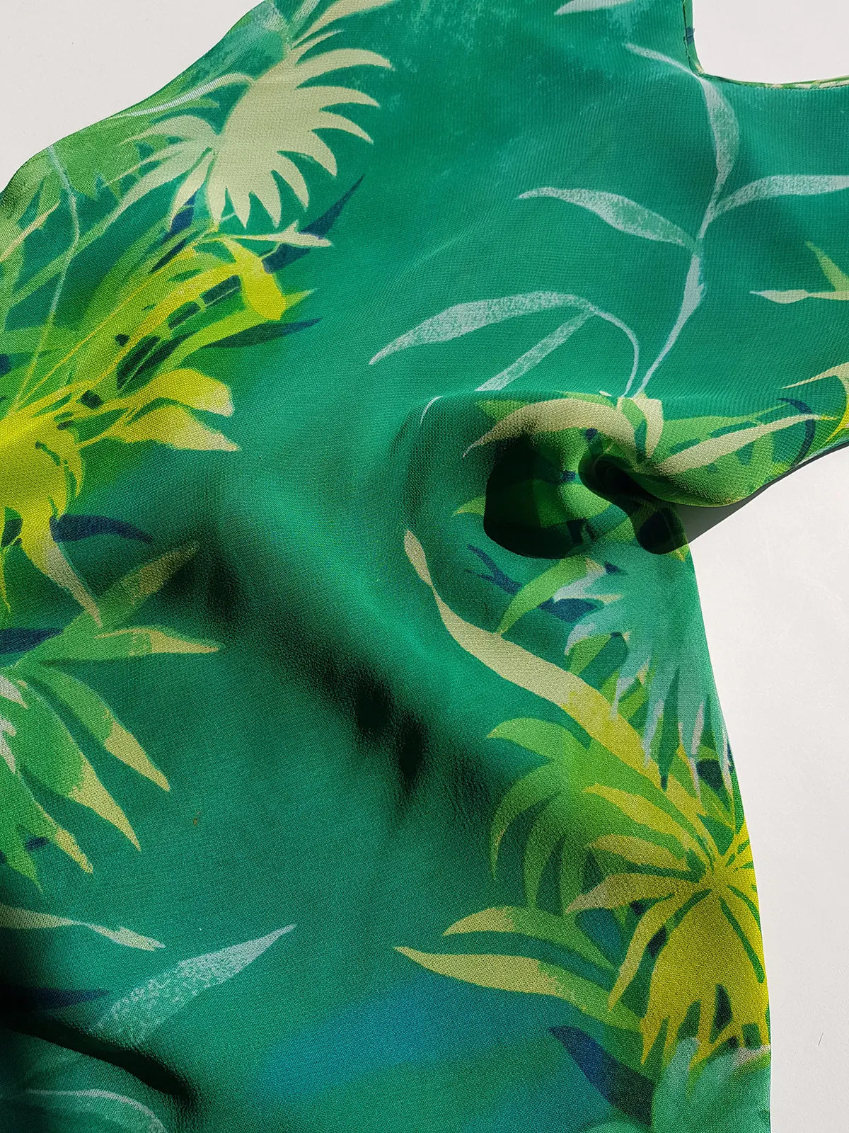 Rene Derhy Designer 90s Vintage Incredible Ruffled Green Dress in Tropical Print - Wrap look - very light and flowy
