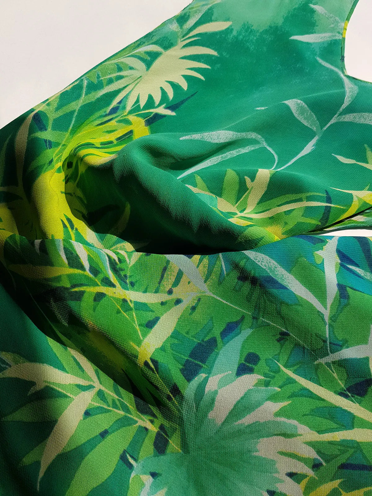 Rene Derhy Designer 90s Vintage Incredible Ruffled Green Dress in Tropical Print - Wrap look - very light and flowy